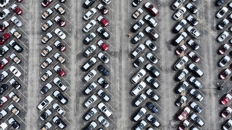 Cuotas de importación de coches y créditos a la exportación están en la mesa de negociaciones UE-EEUU