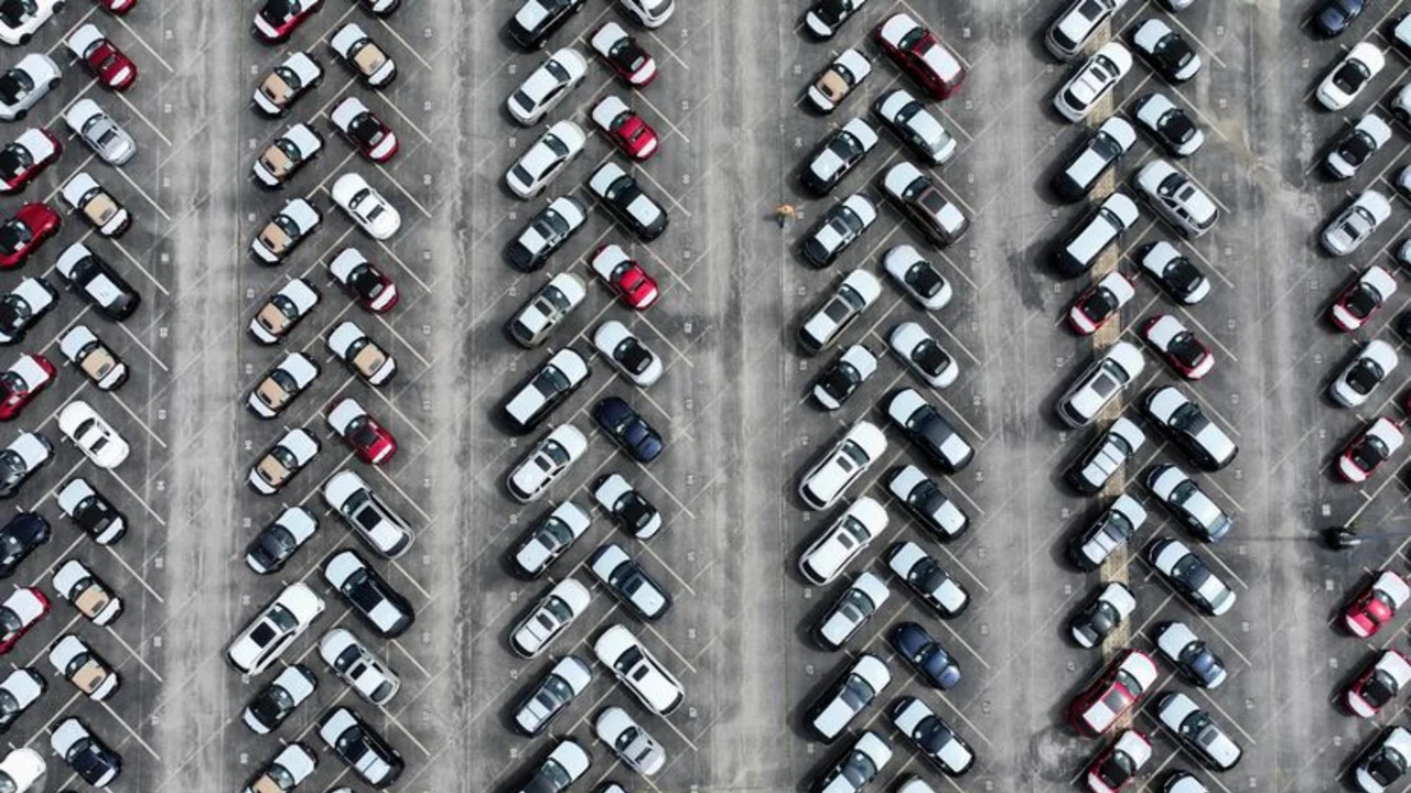 Cuotas de importación de coches y créditos a la exportación están en la mesa de negociaciones UE-EEUU