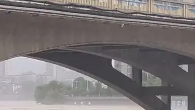 Los ríos del suroeste de China superan los niveles de alerta y miles de personas son evacuadas Los ríos del suroeste de China superan los niveles de alerta y miles de personas son evacuadas