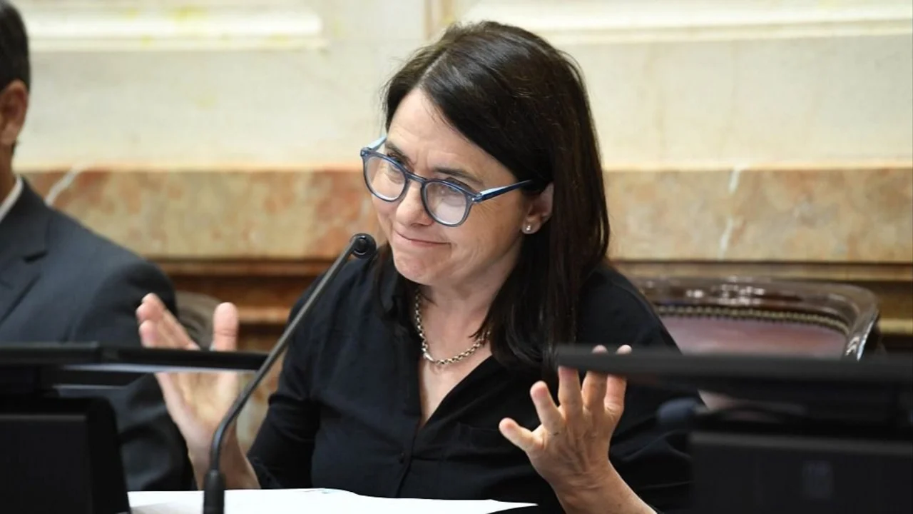 El patético argumento de una senadora contra el aumento a los jubilados: "Salió en el diario"