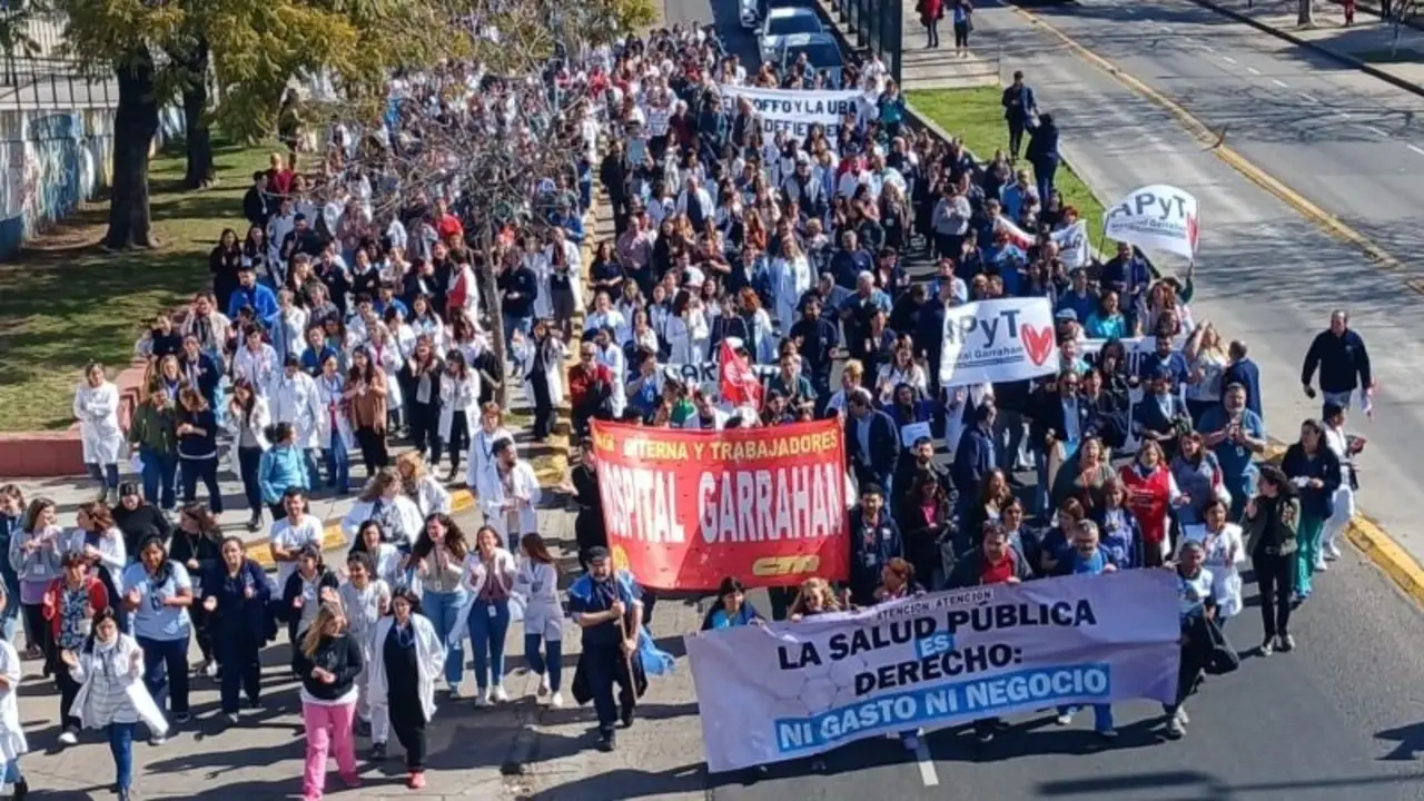 Otro paro por suba de sueldos en el Garrahan: "Ni para alquilar ni para las compras"
