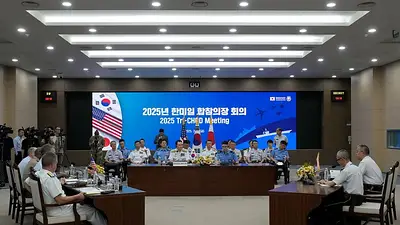 Corea del Sur, Japón y EEUU realizan un simulacro aéreo mientras se reúnen los jefes de defensa Corea del Sur, Japón y EEUU realizan un simulacro aéreo mientras se reúnen los jefes de defensa