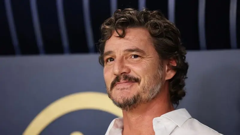 Pedro Pascal dice que la nueva versión de "Los 4 Fantásticos" se centra en la familia y la unidad