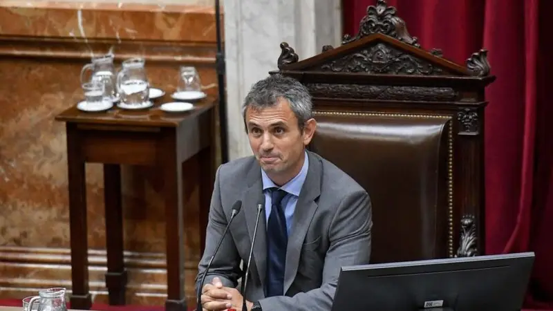 Martín Menem confirmó que Adorni irá a Diputados y anticipó: “Compren pochoclo, va a ser picante" Martín Menem confirmó que Adorni irá a Diputados y anticipó: “Compren pochoclo, va a ser picante"