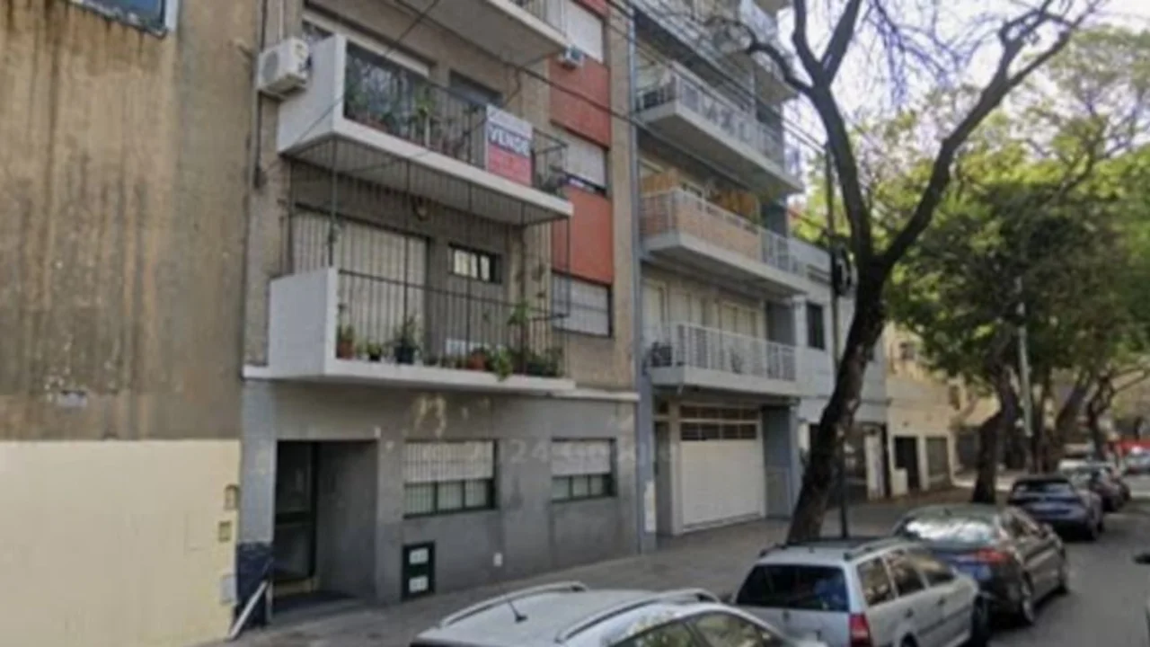 Misterio en Caballito: hallaron a una mujer y su hijo adolescente muertos en un departamento