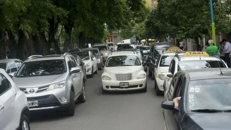 caba, ciudad de buenos aires, autos, vehículos, estacionar, doble fila