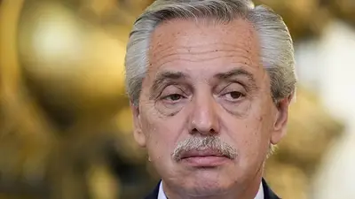 Alberto Fernández tildó de "arbitrario" su procesamiento en la causa Seguros Alberto Fernández tildó de "arbitrario" su procesamiento en la causa Seguros