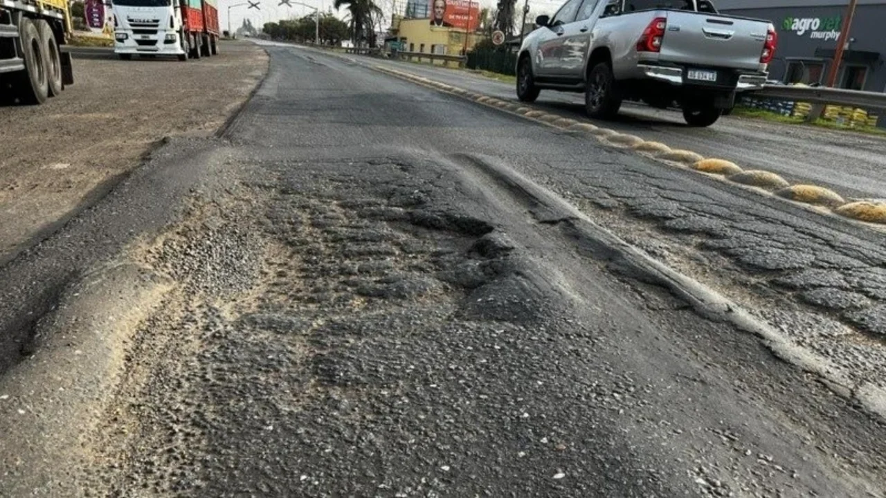 Pese a la sintonía de Pullaro con Milei, el Gobierno canceló obras clave en el sur de Santa Fe: "Abandono absoluto"