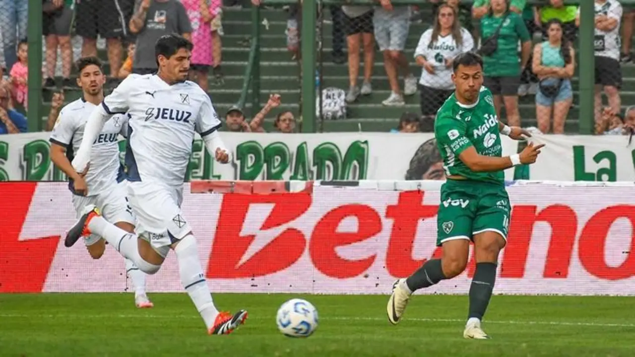 Independiente, Sarmiento, Torneo Clausura, fútbol argentino