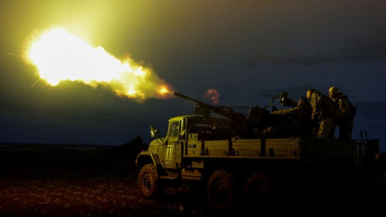 El Kremlin dice que continúan los envíos de armas y municiones de EEUU a Ucrania