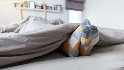 Dormir con medias. Dormir con medias.