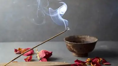 Cuál es el riesgo de utilizar sahumerios. Por qué no se recomienda usar sahumerios en espacios cerrados. Contras de prender sahumerios en casa. Cuál es el riesgo de utilizar sahumerios. Por qué no se recomienda usar sahumerios en espacios cerrados. Contras de prender sahumerios en casa.