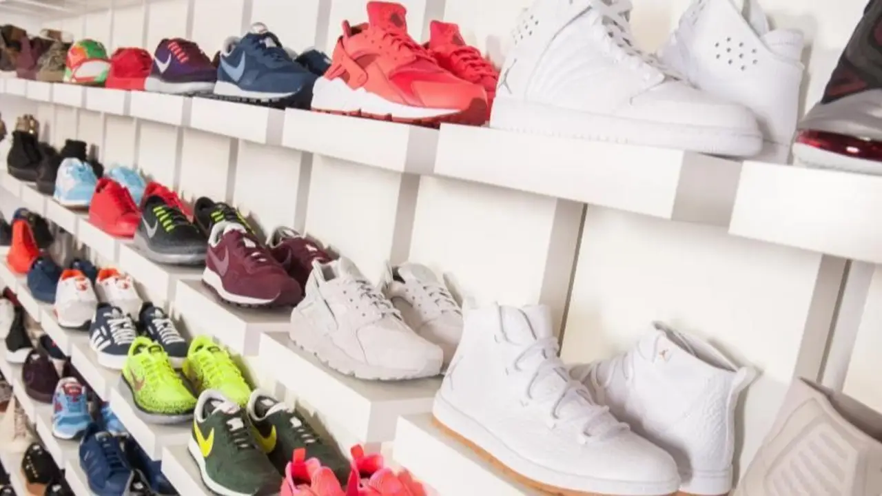 Descuentos en zapatillas.