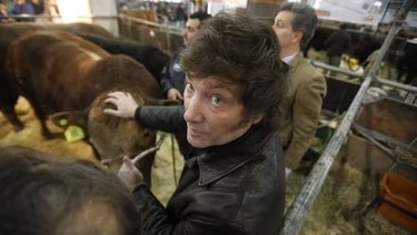 Milei se reúne con el campo mientras ATE marcha a Economía