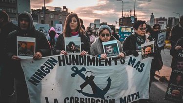 Denuncian que Bullrich cerró la Junta de Seguridad que investigaba muertes por hundimiento de barcos