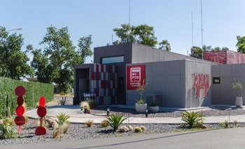 El primer hotel cápsula que llegó al aeropuerto más importante de Argentina | Escapadas