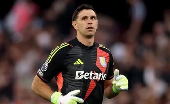 Dibu, cerca de Manchester: la decisión de Aston Villa en el mercado | Selección argentina