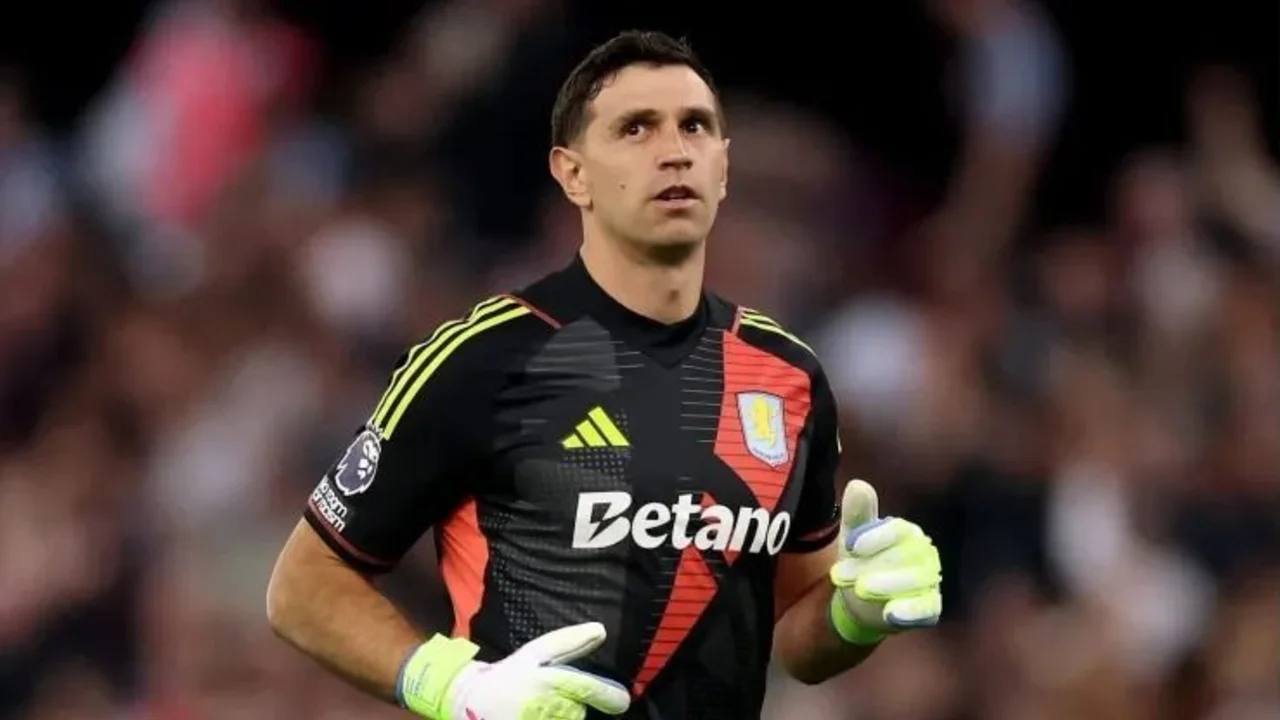 Selección Argentina, Emiliano Dibu Martínez, Manchester United, Aston Villa.  