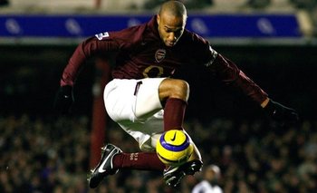 Vuelve la pelota Nike T90: el modelo 2025 “hecho en Argentina” | Inteligencia artificial