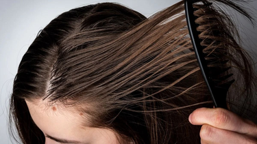Los mejores peinados para disimular el pelo graso y estilizar el look 