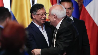 Los miembros del Grupo de la Haya, junto a otros 30 países, se comprometieron a frenar el suministro de armas y provisiones a Israel