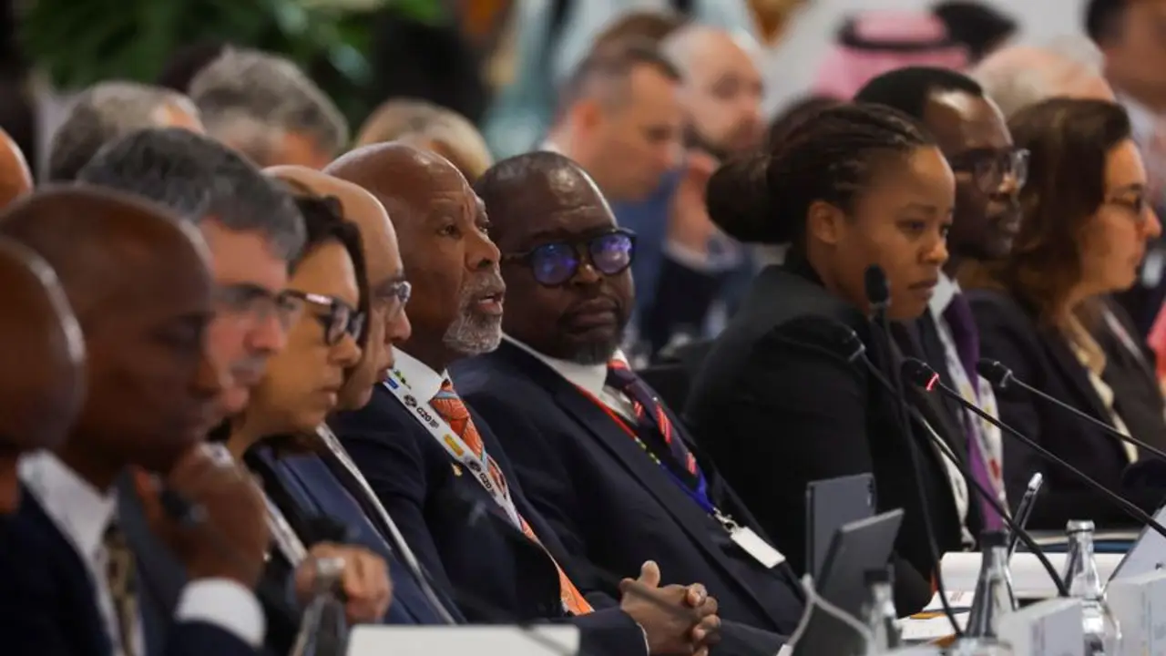 Los jefes de finanzas del G20 se reúnen en Sudáfrica bajo la sombra de los aranceles