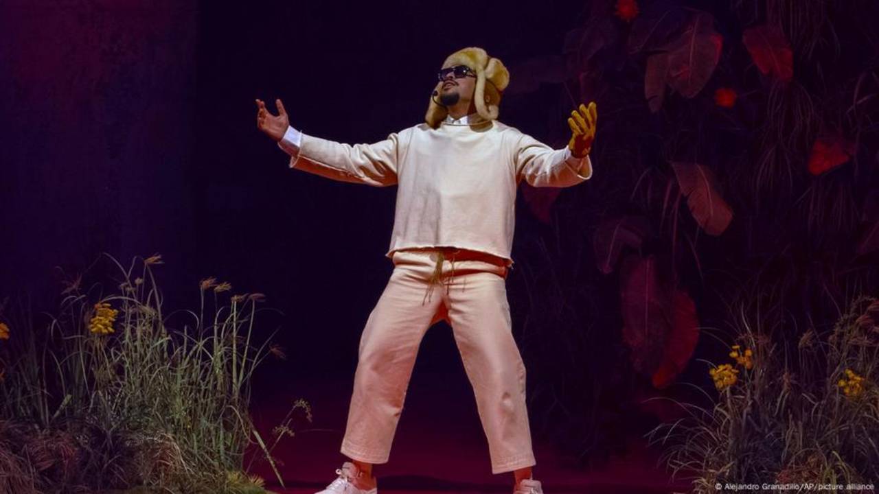 La fuerte denuncia contra Bad Bunny por usar animales en un concierto