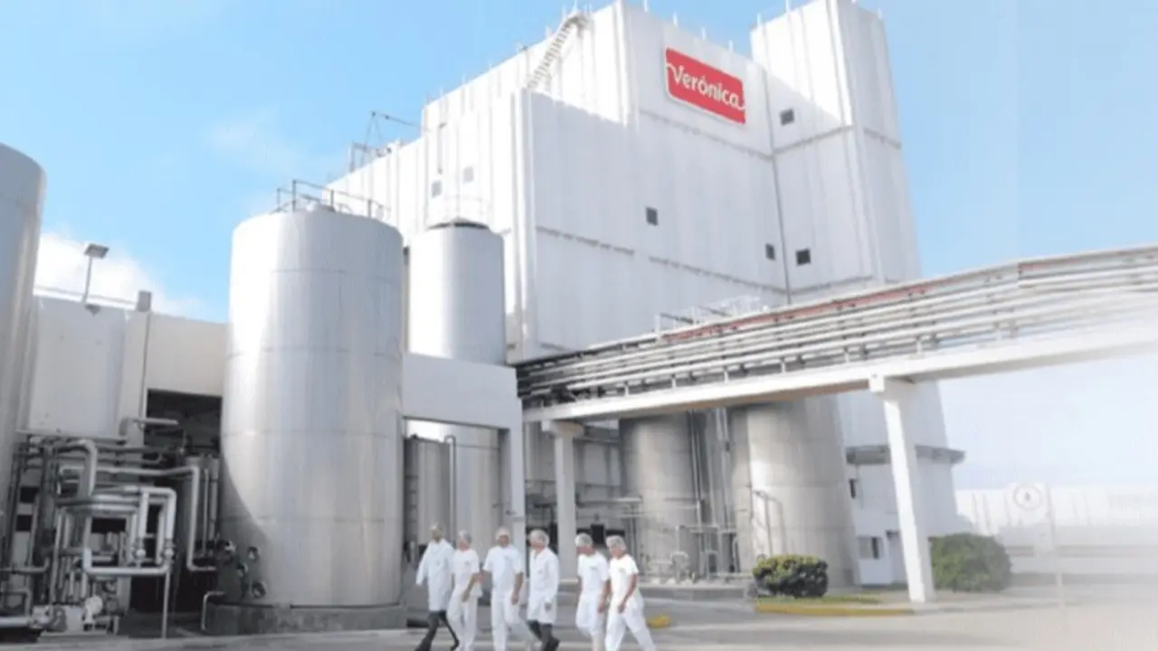 Verónica busca despedir a 200 trabajadores y reducir salarios: "Vía libre para que ajusten a su gusto"