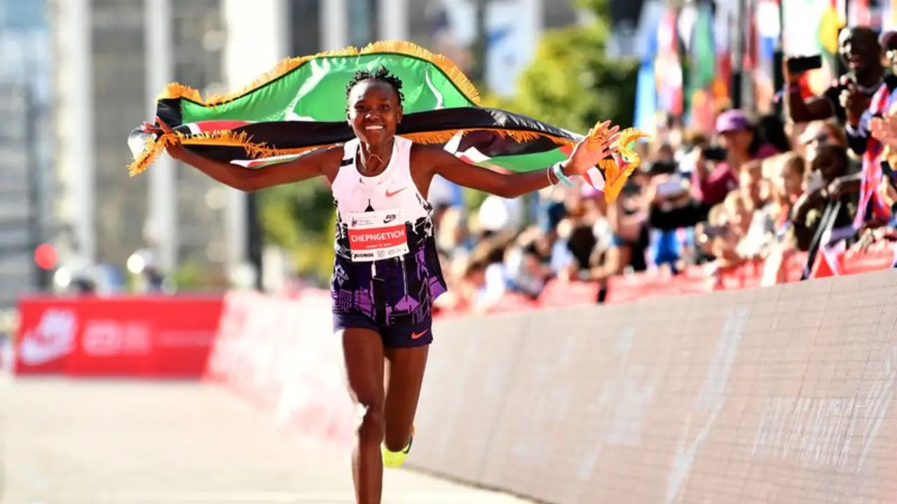 Plusmarquista mundial de maratón Chepngetich, suspendida provisionalmente por sustancias prohibidas