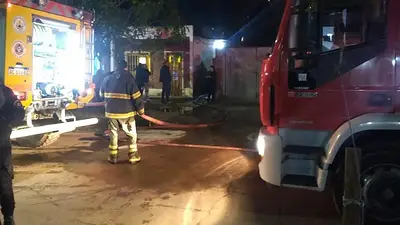 Un jubilado de 85 años murió en un incendio fatal en ciudad de Santa Fe: "No pudimos salvarlo" Un jubilado de 85 años murió en un incendio fatal en ciudad de Santa Fe: "No pudimos salvarlo"