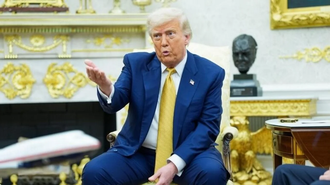 Descubren una enfermedad en Trump a partir de la hinchazón de sus piernas y manos 