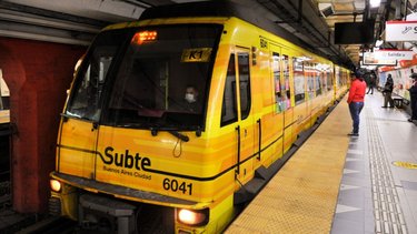Subte gratis para jubilados: quiénes podrán acceder al beneficio en CABA