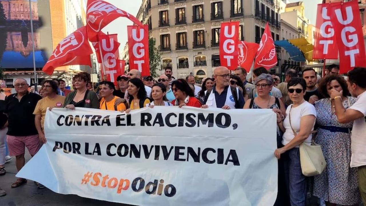Cacería de inmigrantes en España: Torre Pacheco no es un caso aislado en el mundo