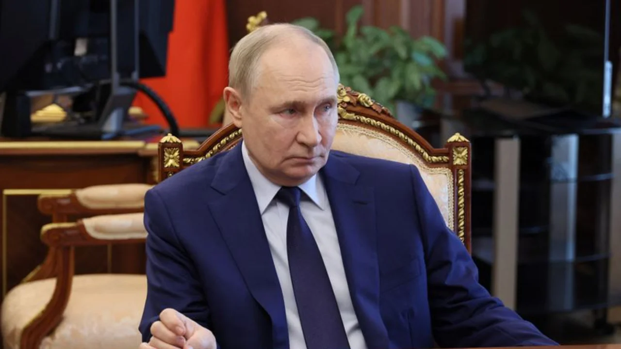 Kremlin dice que Putin está dispuesto a discutir la paz en Ucrania, pero quiere alcanzar objetivos
