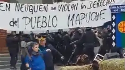 Denuncian que el Gobierno de Neuquén reprimió y detuvo a mapuches Denuncian que el Gobierno de Neuquén reprimió y detuvo a mapuches