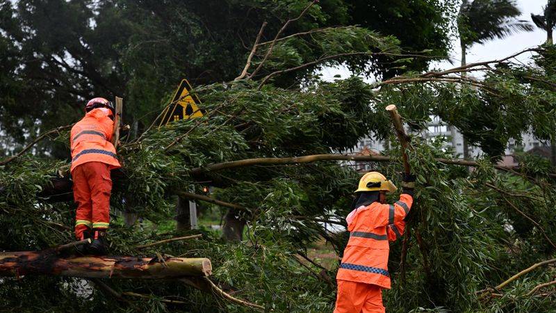 Tormentas azotan el sur de China continental tras el paso del tifón Wipha