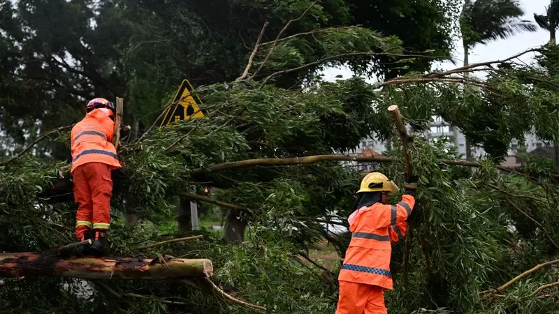 Tormentas azotan el sur de China continental tras el paso del tifón Wipha