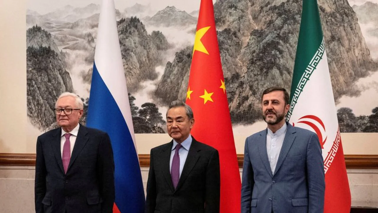 Irán, China y Rusia debatirán sobre el riesgo de reimposición de sanciones
