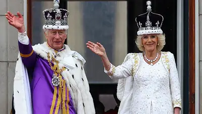 El rey Carlos III de Reino Unido y la reina Camila El rey Carlos III de Reino Unido y la reina Camila