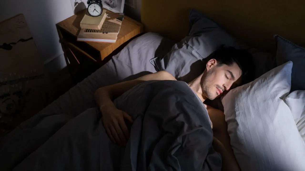 Hombre durmiendo 