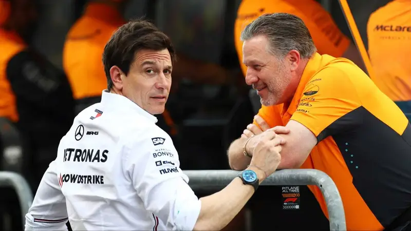 Toto Wolff y Zak Brown, el CEO de McLaren.
