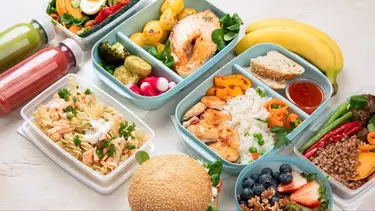 ¿Qué alimentos no deben faltar en una vianda para comer en el trabajo?