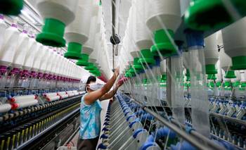Textiles: alertan por una avalancha importadora que arrastra dólares y producción | Desregulación económica