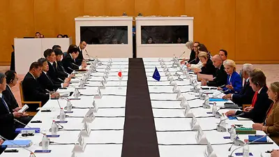 La UE y Japón colaborarán más estrechamente contra el comercio desleal, según Von der Leyen La UE y Japón colaborarán más estrechamente contra el comercio desleal, según Von der Leyen