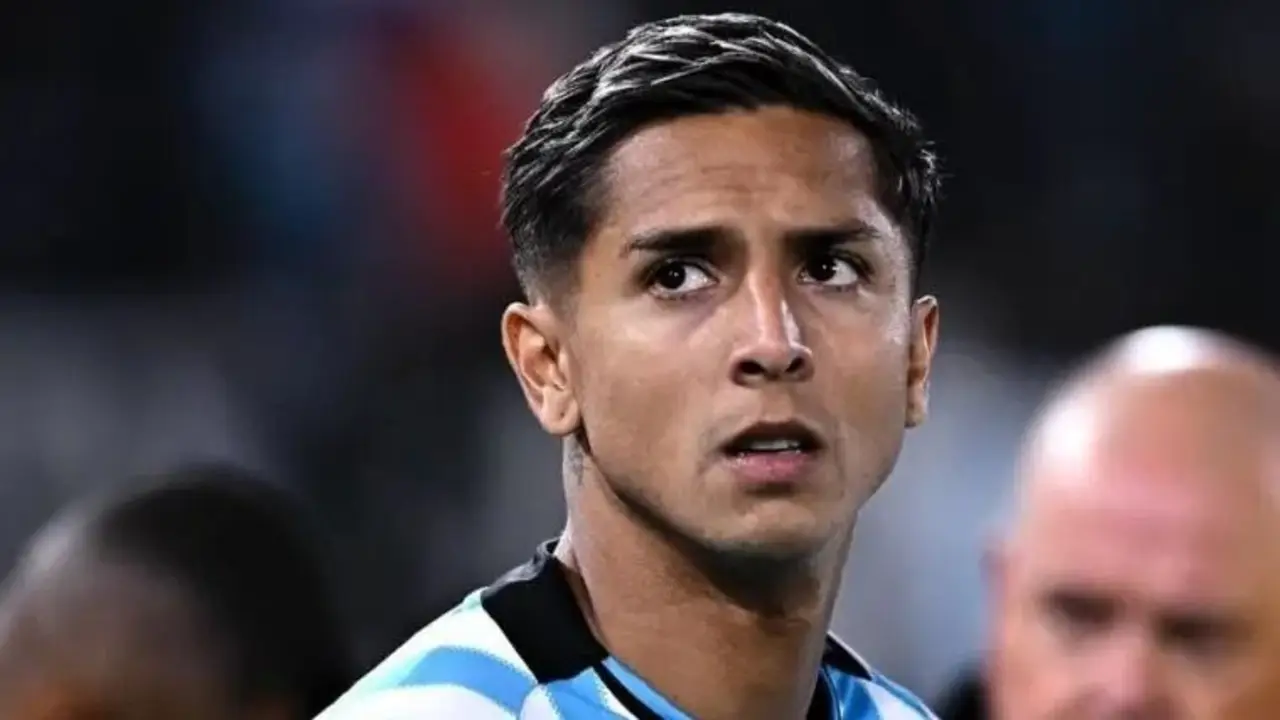 Racing Club, Agustín Almendra, Vélez Sarsfield, Guillermo Barros Schelotto, mercado de pases