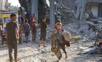 Palestinos acusan al plan de Trump de ser "mentira" mientras siguen los ataques israelíes | Conflicto en medio oriente