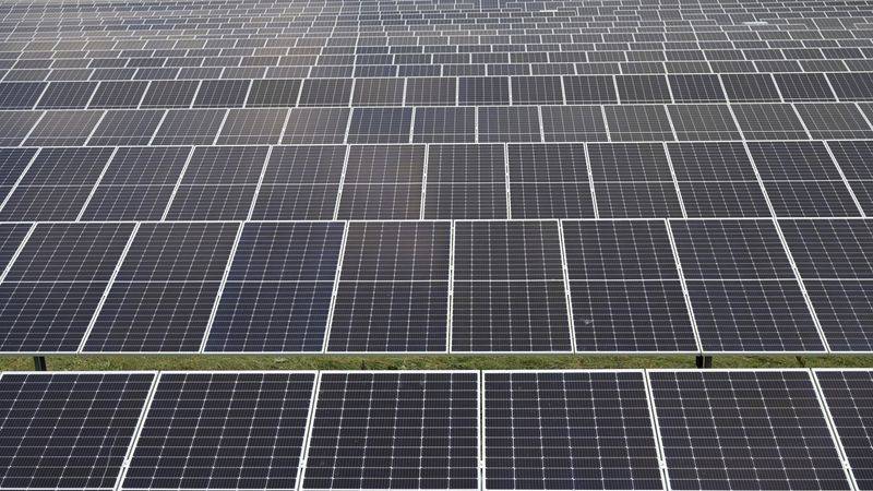 El despliegue de energía solar en la UE disminuye por primera vez en una década