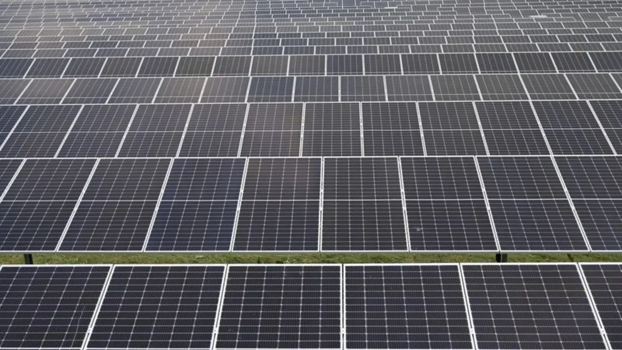 El despliegue de energía solar en la UE disminuye por primera vez en una década