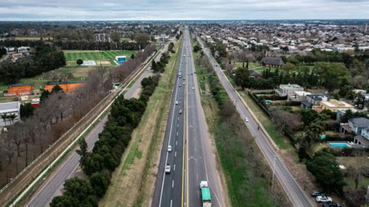 Autopista Buenos Aires-La Plata