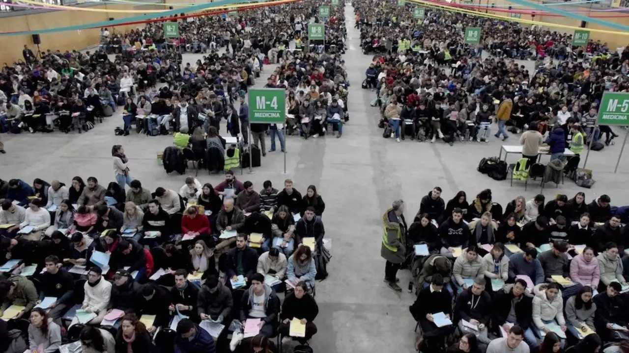 El Gobierno dice que sospecha un fraude y obligará a casi 270 médicos a rendir de nuevo el examen de residencia